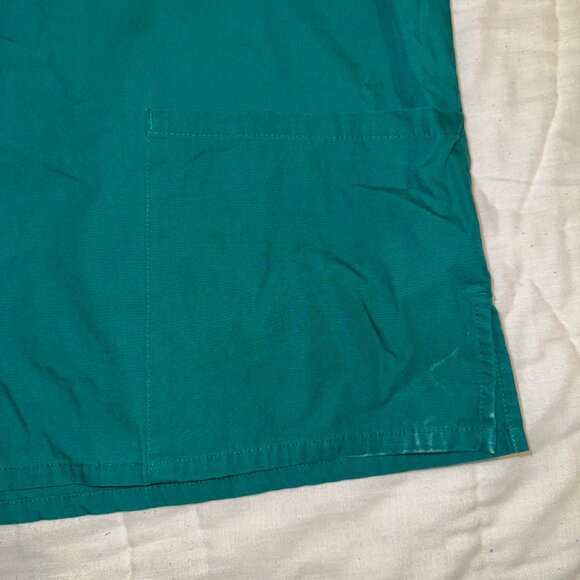 Green Scrub Top – Size 2X – Cotton Blend - Picture 5 of 6